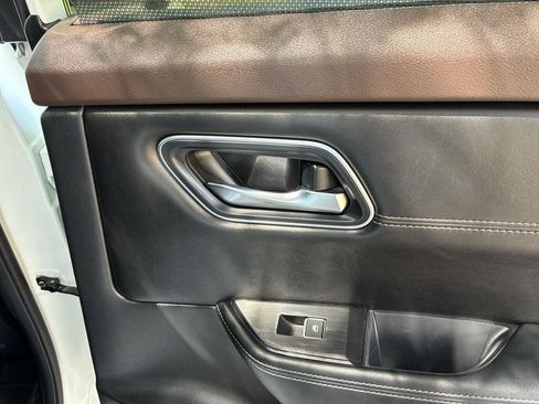 Used 2023 Nissan Rogue Platinum FWD image 43