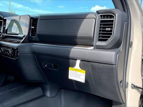 New 2026 Chevrolet Silverado 1500 RST w/ Z71 Off-Road Package AWD/4WD image 26