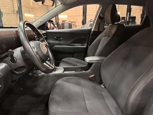 Used 2025 Hyundai Kona SEL AWD/4WD image 19