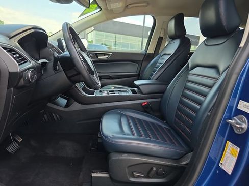 Used 2022 Ford Edge SEL w/ Sport Appearance Package AWD/4WD image 10