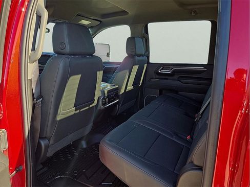 Used 2025 Chevrolet Silverado 2500 LTZ w/ Trail Boss Package image 9