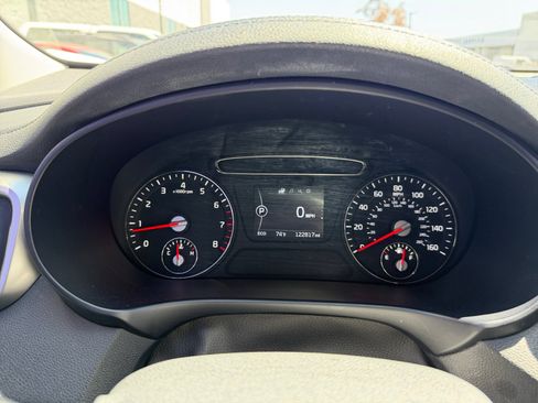 Used 2018 Kia Sorento FWD image 18