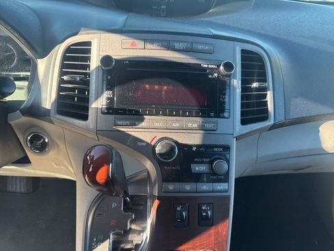 Used 2012 Toyota Venza XLE image 10