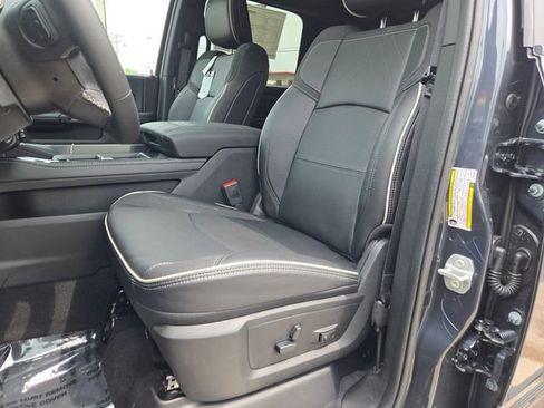 New 2026 RAM 2500 Limited AWD/4WD image 23