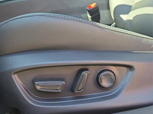 Used 2026 Toyota Camry SE w/ Convenience Package image 11