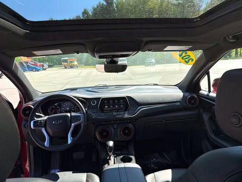 Used 2020 Chevrolet Blazer RS AWD/4WD image 30
