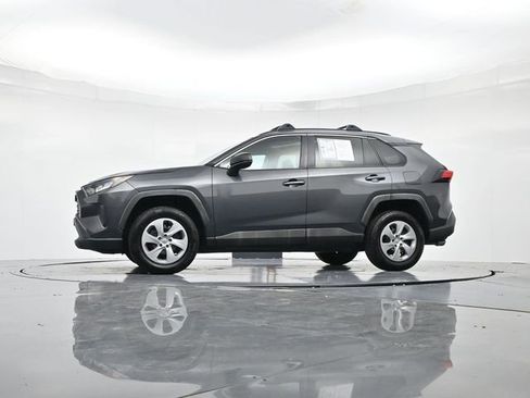 Used 2020 Toyota RAV4 LE image 36
