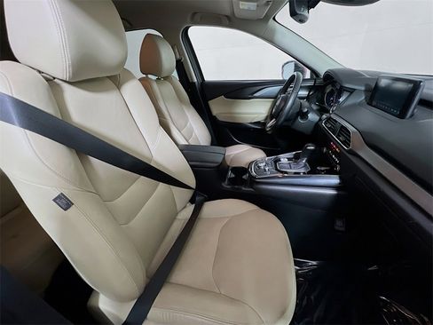 Used 2019 MAZDA CX-9 Touring image 24