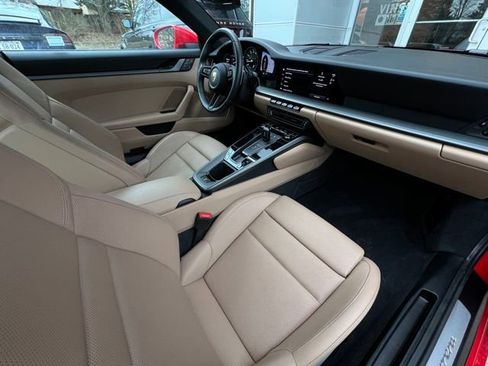 Used 2023 Porsche 911 Carrera w/ Premium Package image 27
