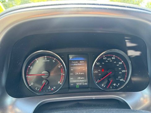 Used 2018 Toyota RAV4 SE w/ Power Extra Value Package AWD/4WD image 7