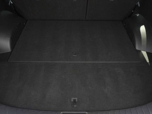 Used 2020 Hyundai Santa Fe SE FWD image 27