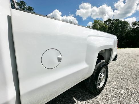 Used 2018 Chevrolet Silverado 2500 W/T RWD image 13