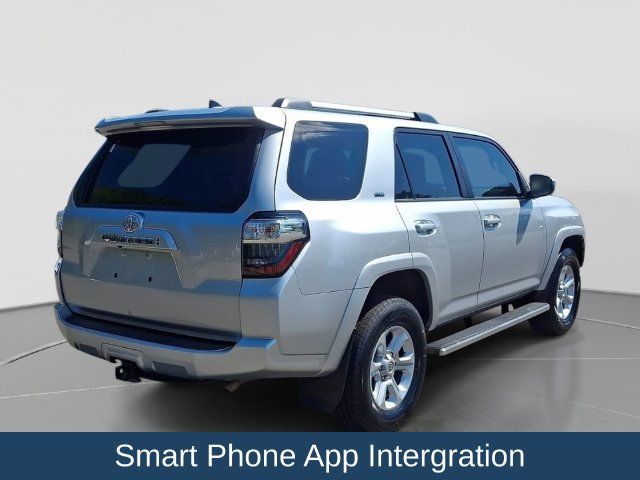 Used 2022 Toyota 4Runner SR5 AWD/4WD image 7