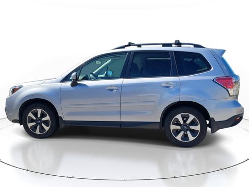 Used 2018 Subaru Forester 2.5i Premium image 5