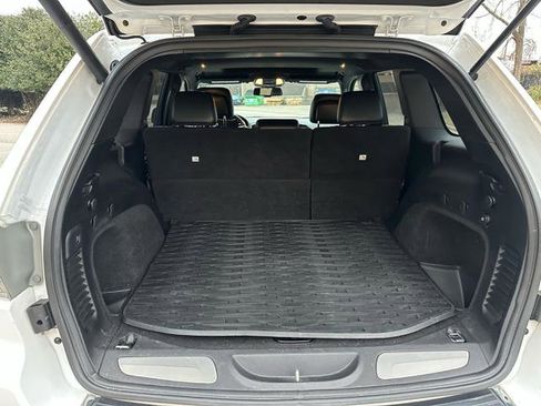 Used 2016 Jeep Grand Cherokee Limited image 33