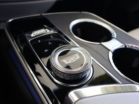 Certified 2023 Cadillac Lyriq 2WD image 27