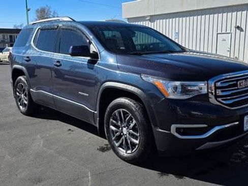 Used 2019 GMC Acadia SLT image 1