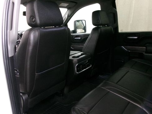 Used 2020 Chevrolet Silverado 2500 LTZ w/ LTZ Plus Package AWD/4WD image 22