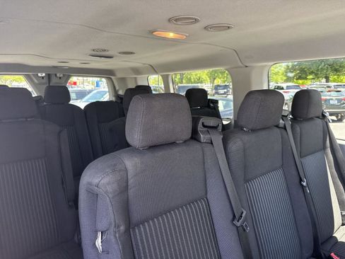 Used 2015 Ford Transit 350 XLT RWD image 27