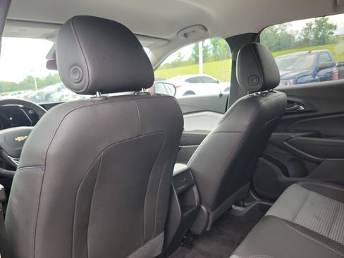 Used 2025 Chevrolet Trax LT w/ Driver Confidence Package FWD image 13
