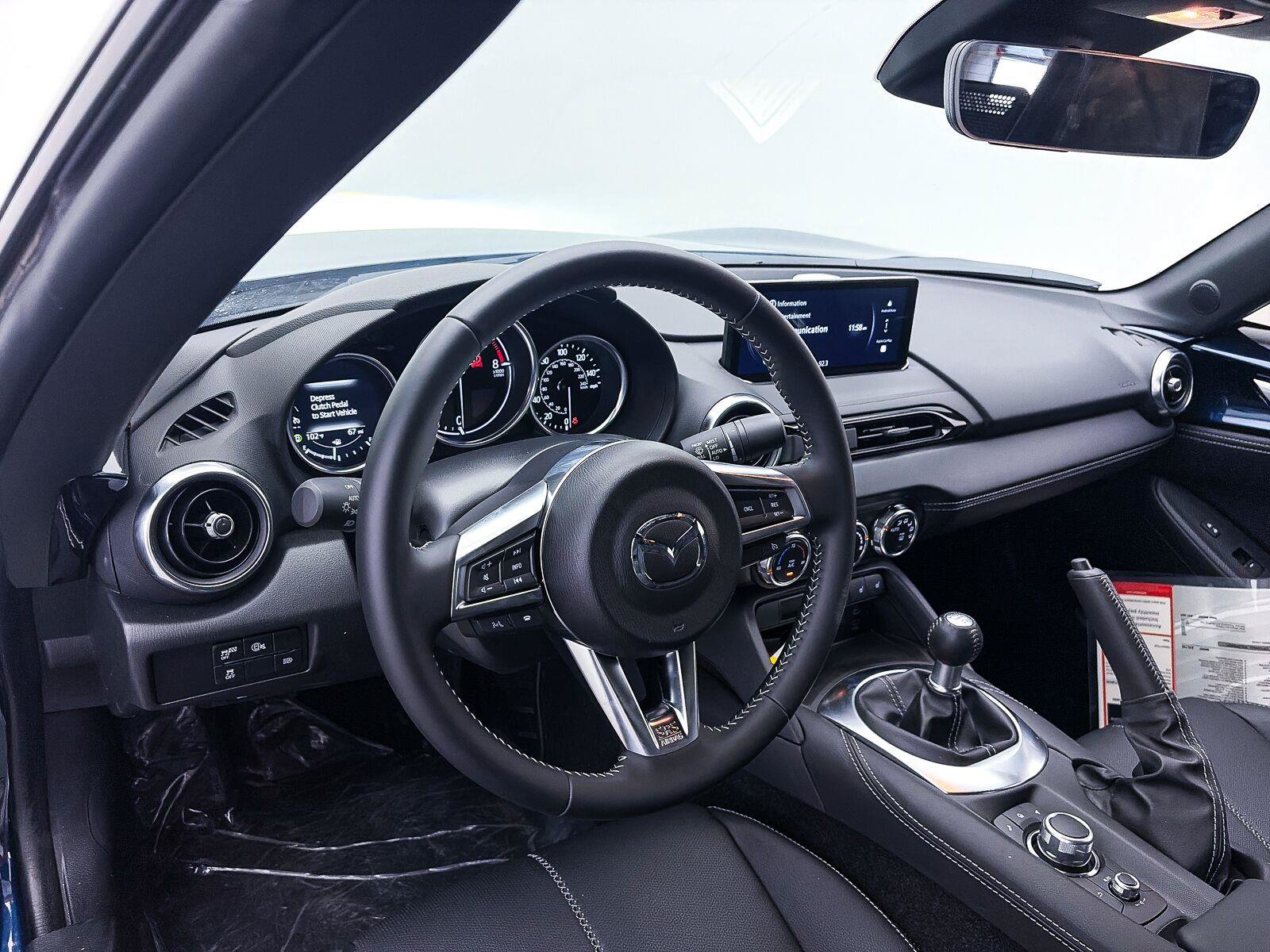 Used 2026 MAZDA MX-5 Miata Grand Touring RWD image 18