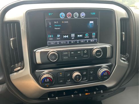 Used 2018 GMC Sierra 1500 SLE w/ SLE Value Package AWD/4WD image 12