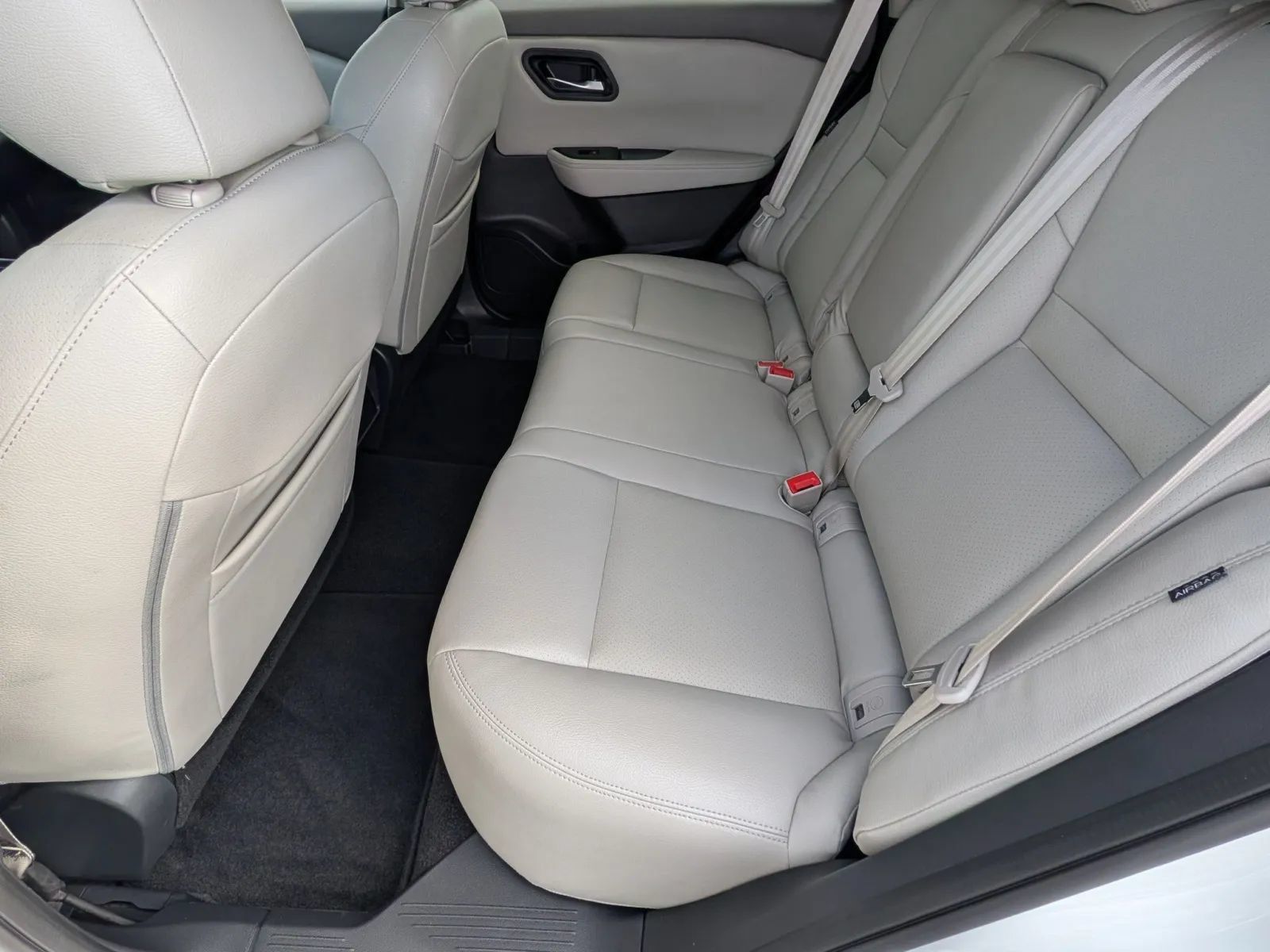 Used 2021 Nissan Rogue SV FWD image 17
