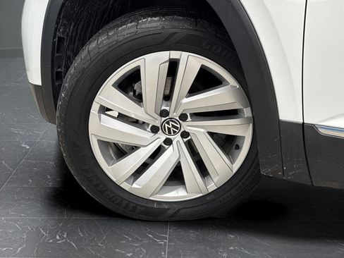 Used 2021 Volkswagen Atlas SEL image 35