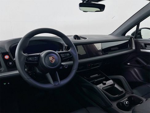 New 2026 Porsche Cayenne Base image 25