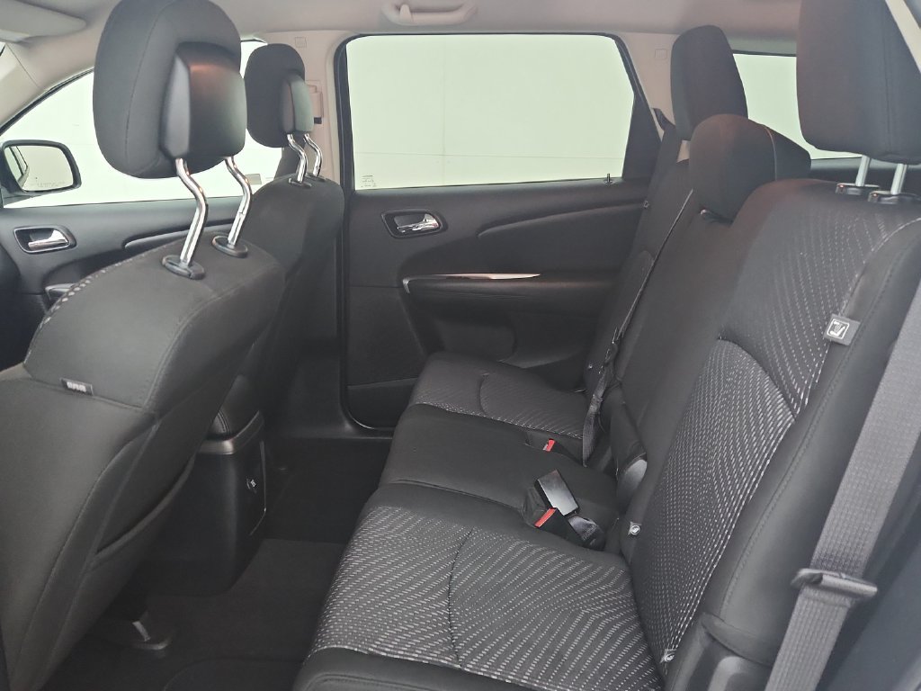 Used 2020 Dodge Journey SE w/ Blacktop Package FWD image 33