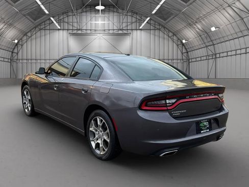Used 2015 Dodge Charger SE w/ Power Sunroof Group image 5