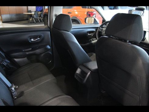 Certified 2023 Honda HR-V LX image 20