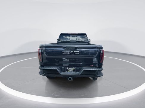 New 2026 GMC Sierra 2500 AT4X w/ LPO, Black Badging Package AWD/4WD image 7