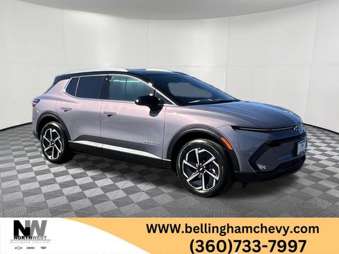 New 2026 Chevrolet Equinox EV LT image 1