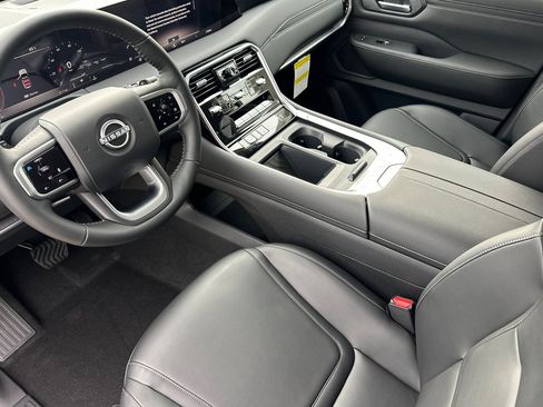 New 2026 Nissan Armada SV image 7