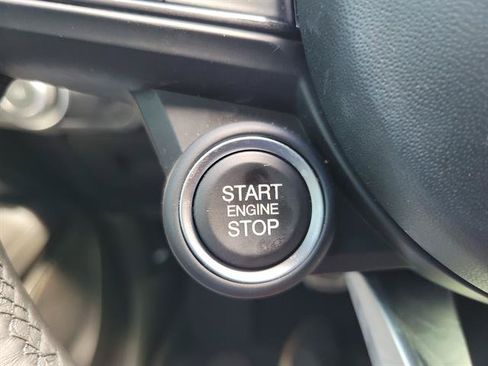 Used 2022 Alfa Romeo Stelvio Ti AWD/4WD image 55
