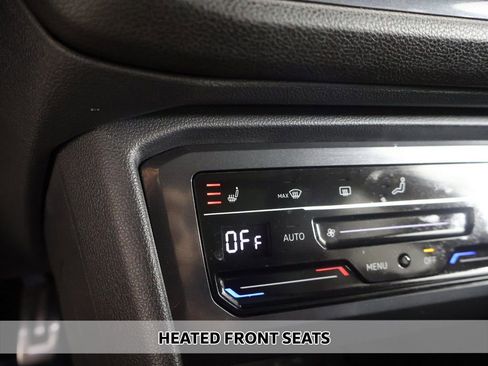 Used 2024 Volkswagen Tiguan SE R-Line image 7