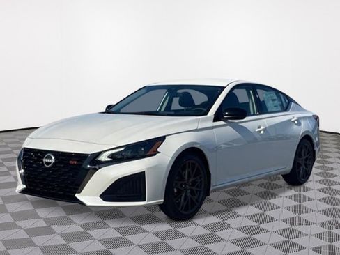 New 2025 Nissan Altima 2.5 SR w/ SR Premium Package image 8