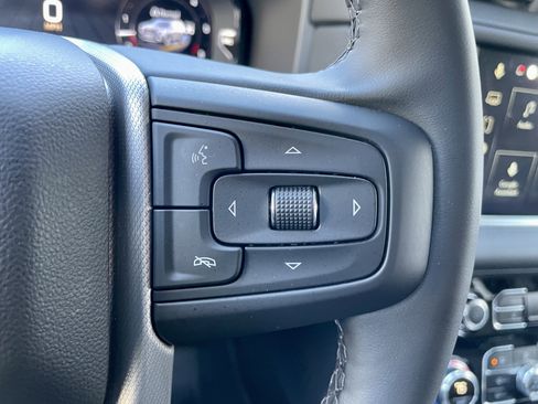 Used 2024 GMC Yukon Denali image 22