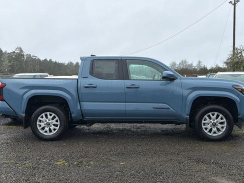 New 2026 Toyota Tacoma SR5 image 4