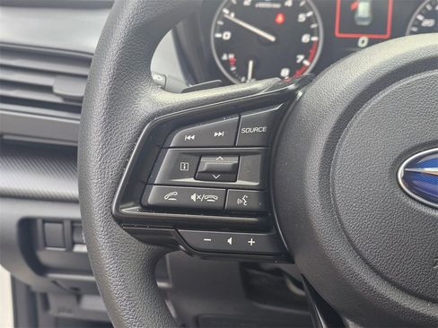 Used 2025 Subaru Crosstrek 2.0i Premium image 27