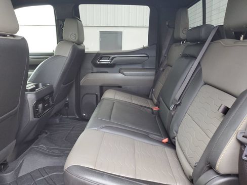 Used 2023 Chevrolet Silverado 1500 ZR2 w/ Technology Package AWD/4WD image 11