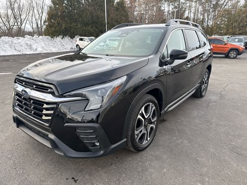 Used 2023 Subaru Ascent Limited image 7