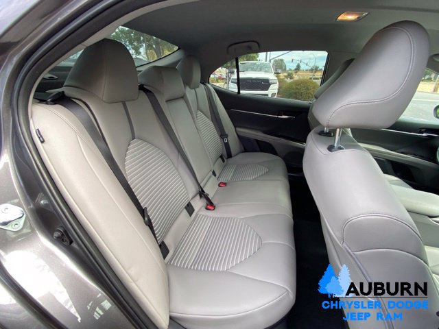 Used 2023 Toyota Camry SE FWD image 11