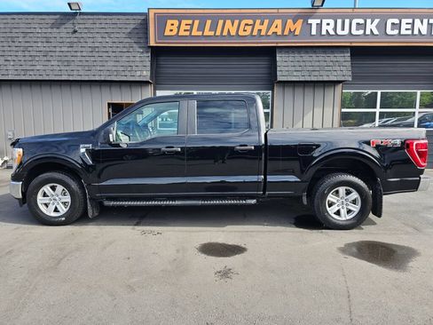 Used 2022 Ford F150 XLT w/ Trailer Tow Package AWD/4WD image 2