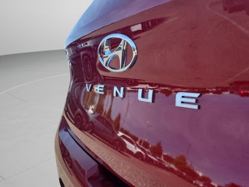 New 2026 Hyundai Venue SEL image 20