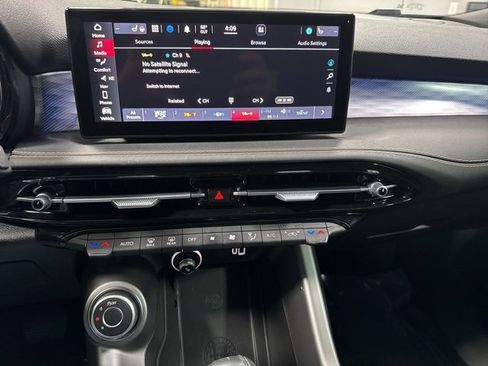 Used 2024 Alfa Romeo Tonale Ti image 17