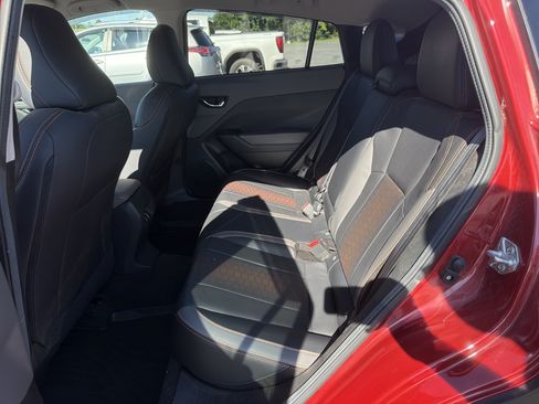 Used 2024 Subaru Crosstrek 2.5i Limited w/ Crosstrek Mirror Package AWD/4WD image 15