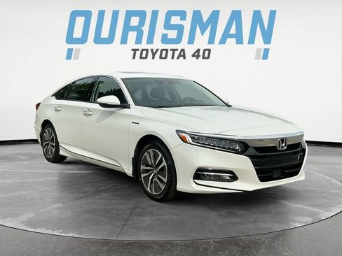 Used 2019 Honda Accord Touring image 1