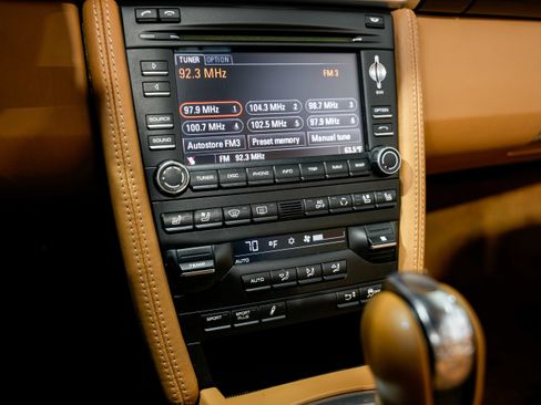 Used 2012 Porsche 911 Carrera S image 14